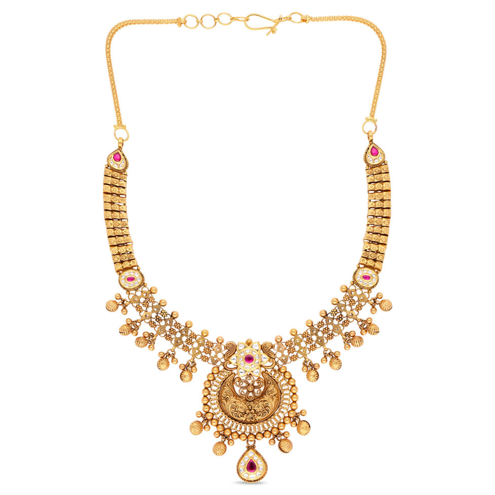 Plain Gold Necklace in Repousse Work