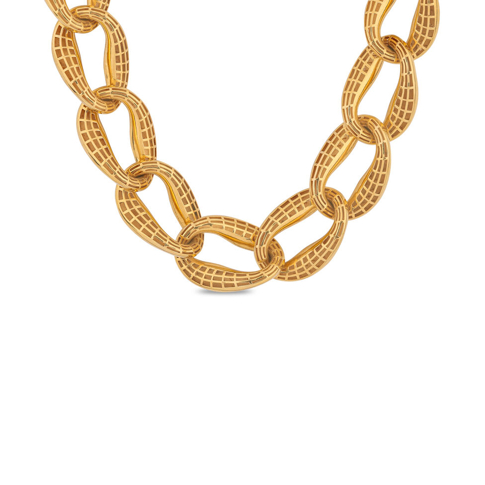 Plain Gold Necklace in Repousse Work