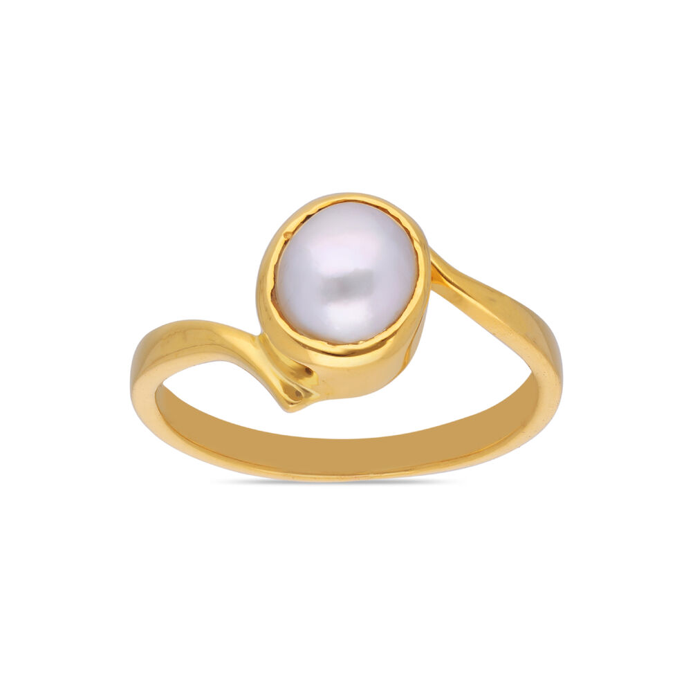 Plain Gold Ladies Ring in Casting