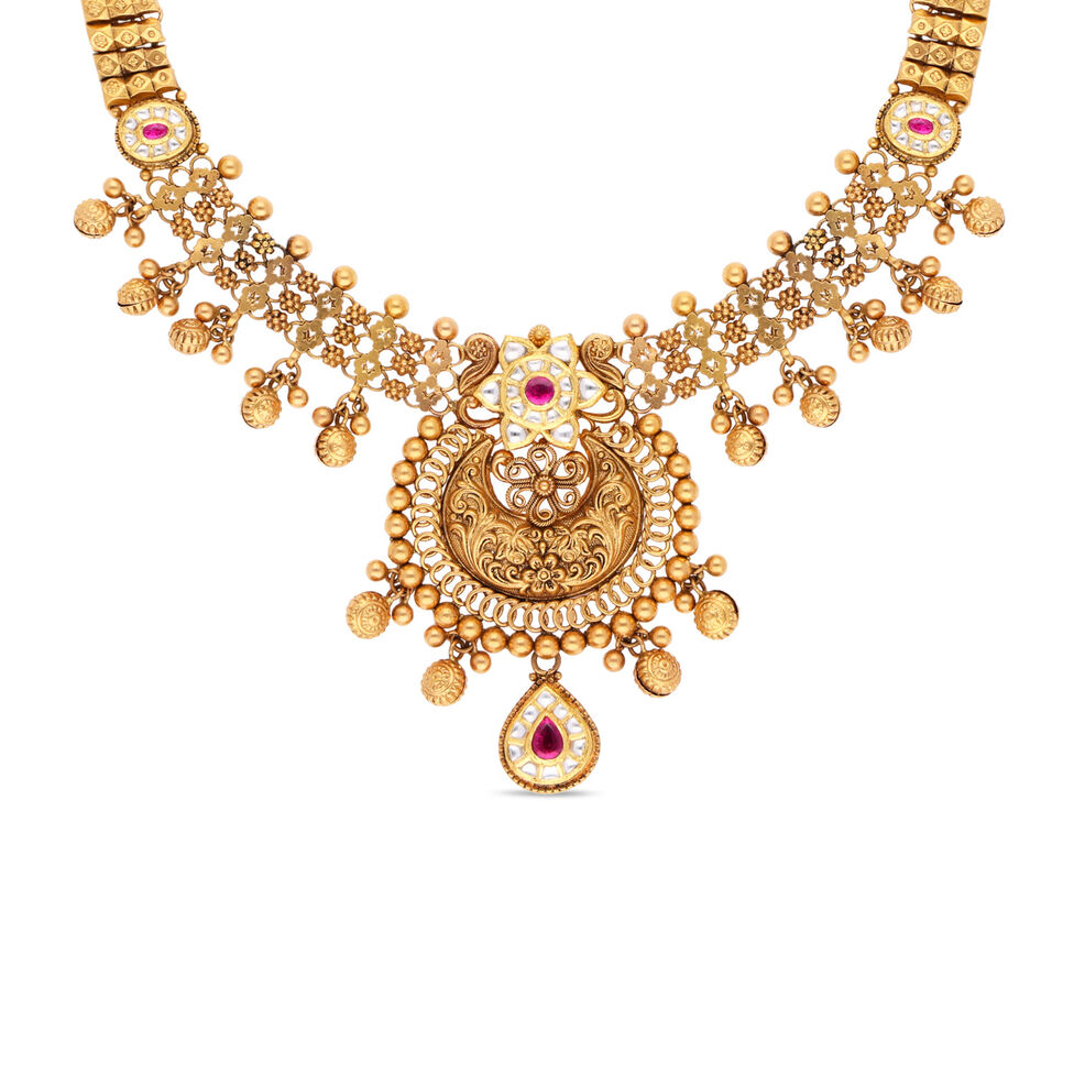 Plain Gold Necklace in Repousse Work