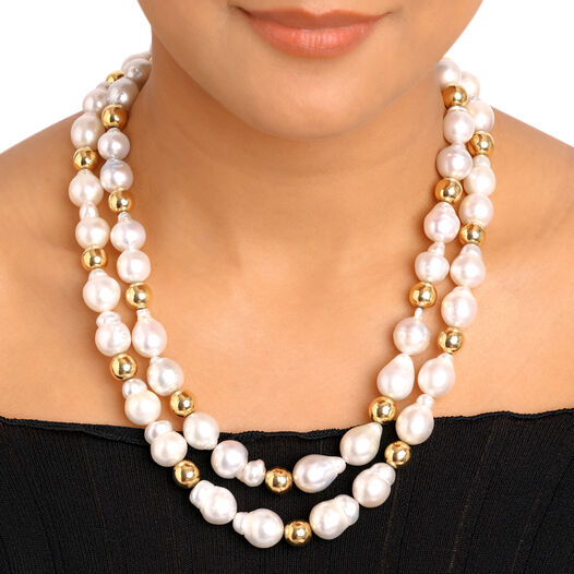 Plain Gold Necklace in Repousse Work