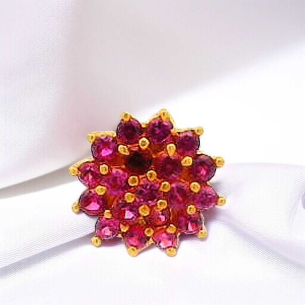 Gemset Nose screw inFiligree/DieGold